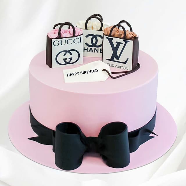 GUCCI CAKE